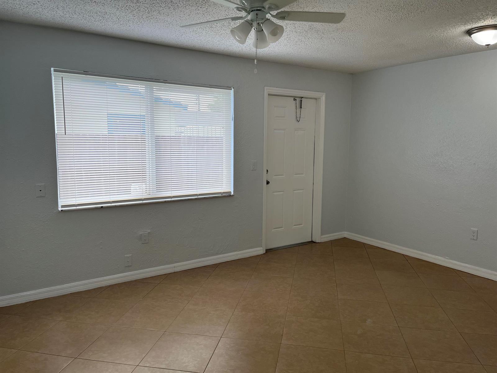 518 NW 10th Avenue, Boynton Beach FL 33435 photo 3