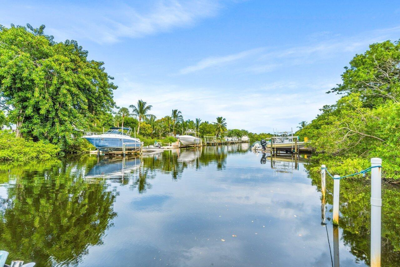 751 Hummingbird Way # 1, North Palm Beach FL 33408 photo 2