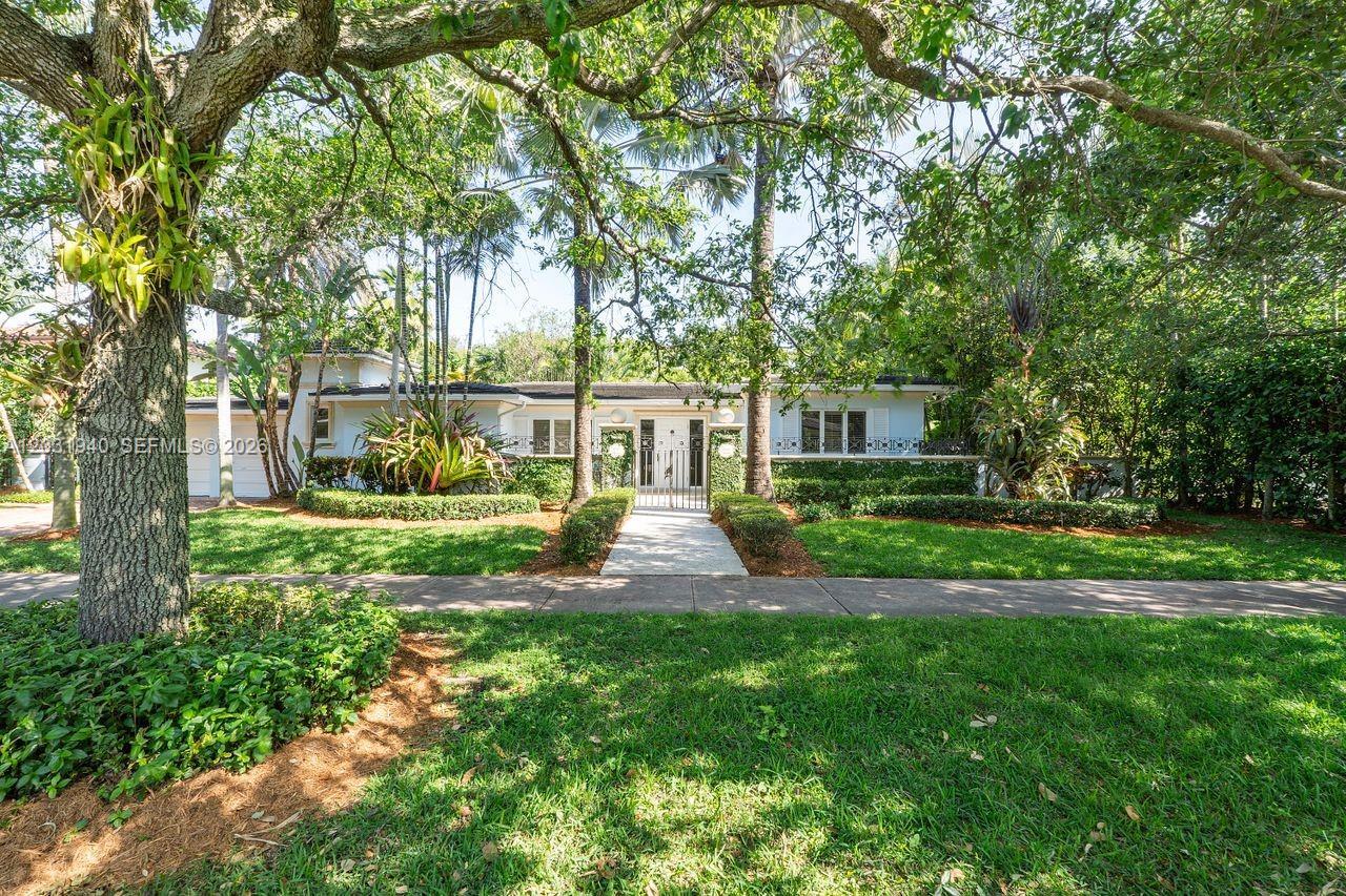 1037 Alfonso Ave, Coral Gables FL 33146 photo 2