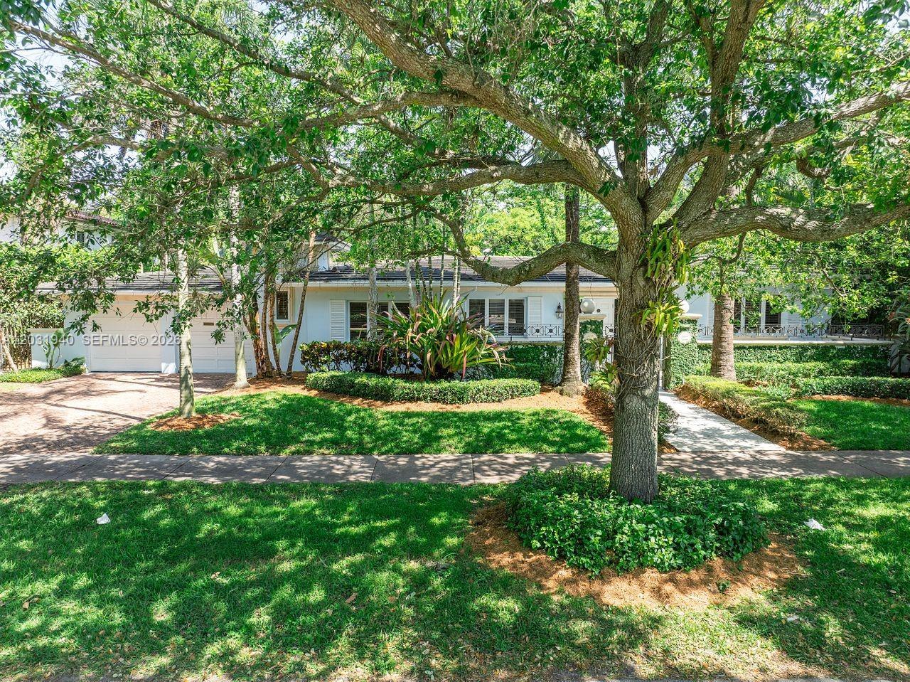 1037 Alfonso Ave, Coral Gables FL 33146 photo 5