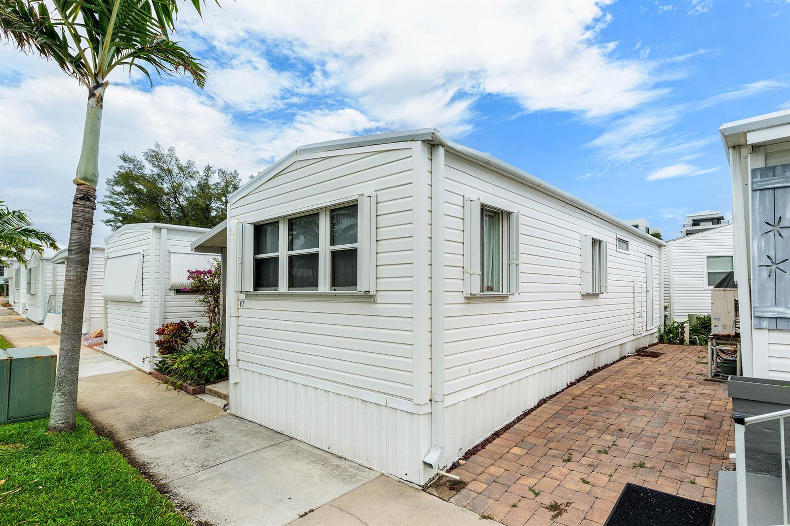 7 Ruthmary Avenue # F, Briny Breezes FL 33435 photo 2
