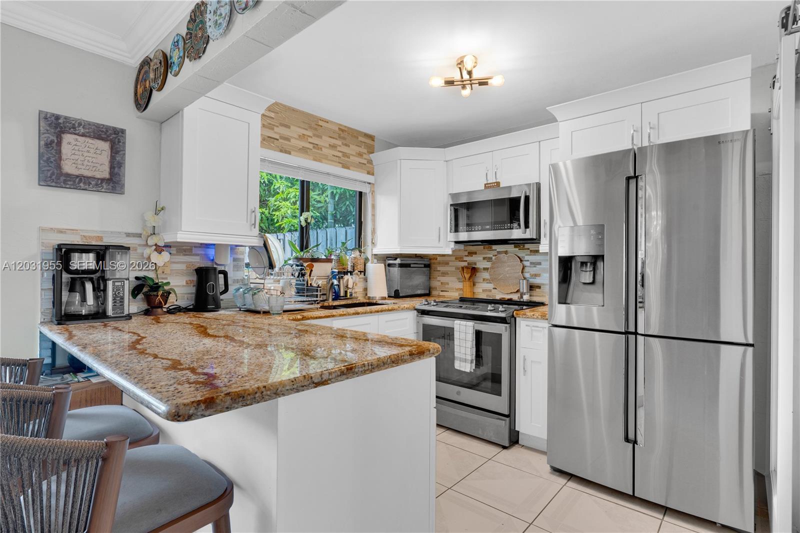 14918 SW 93rd St, Miami FL 33196 photo 2