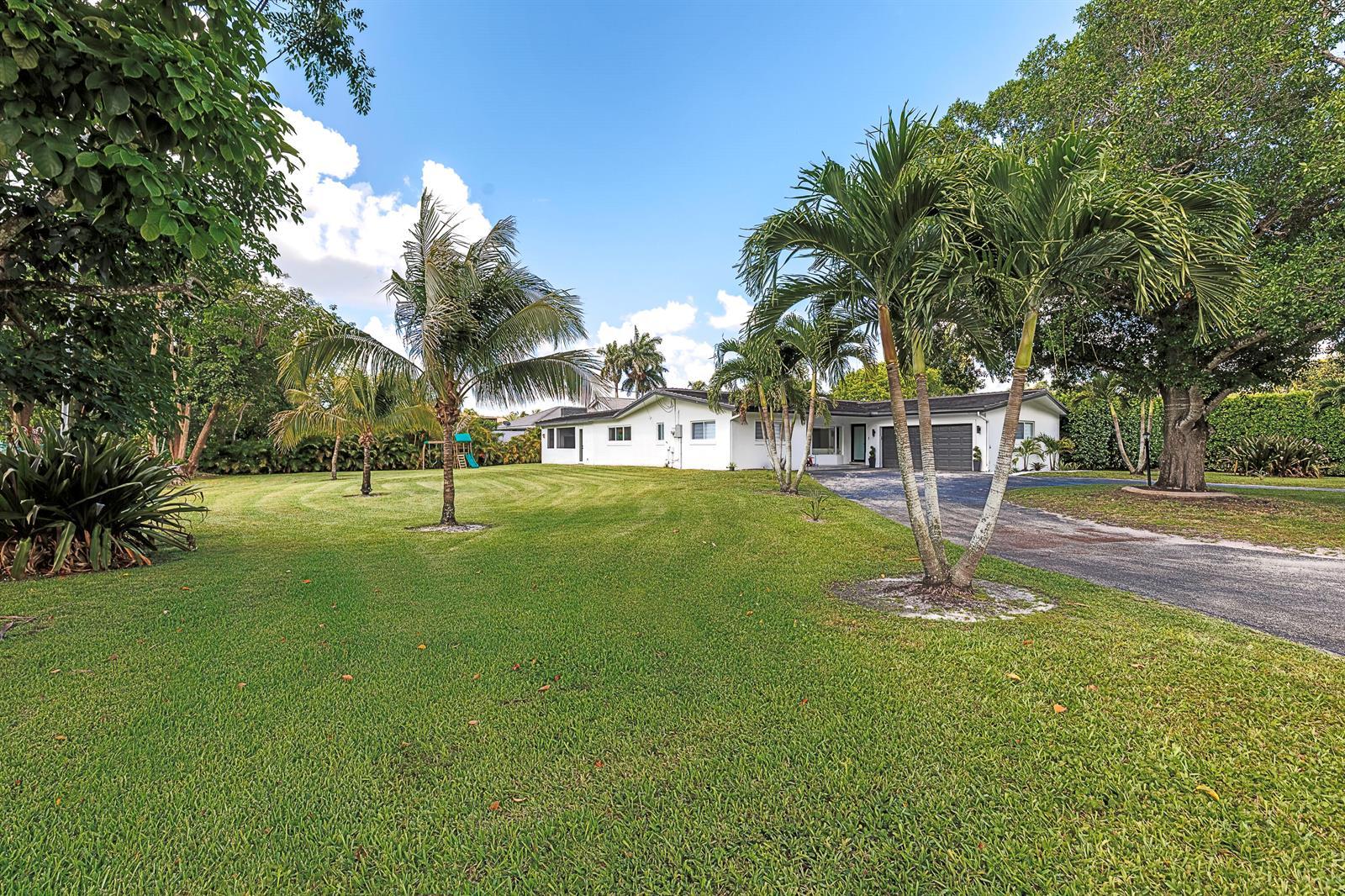 11821 NW 6th Court, Plantation FL 33325 photo 4