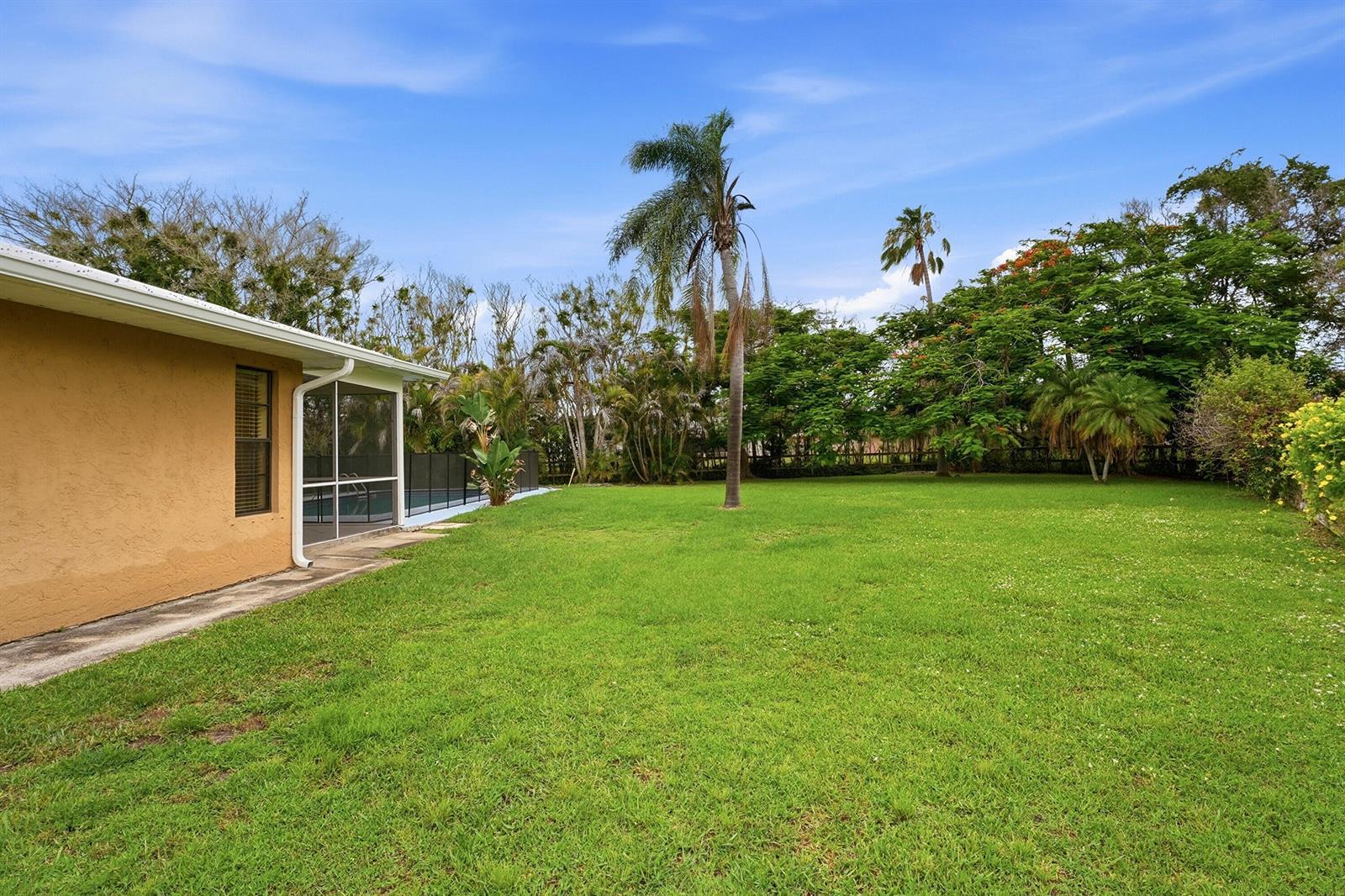 2402 SE Perugia Street, Port St. Lucie FL 34952 photo 4