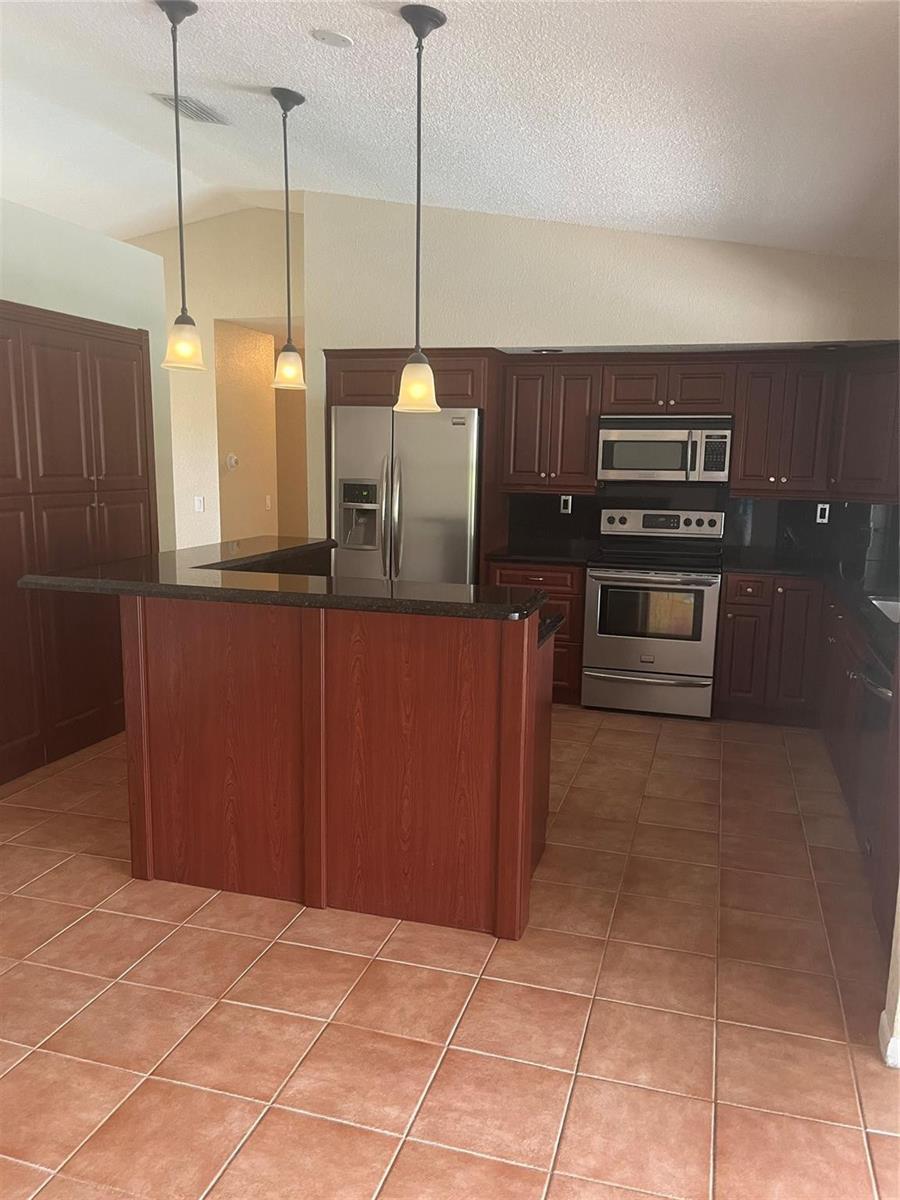 10734 NW 17th Manor, Coral Springs FL 33071 photo 2