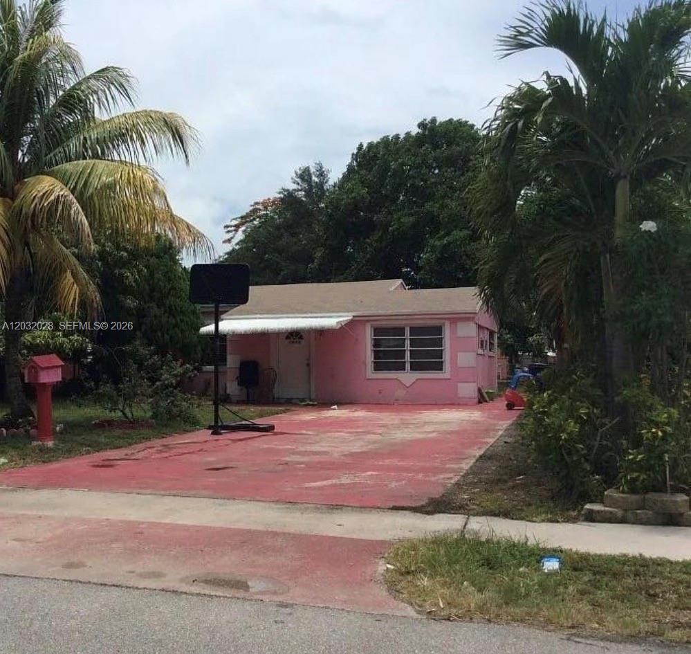 1466 NE 177th St, North Miami Beach FL 33162
