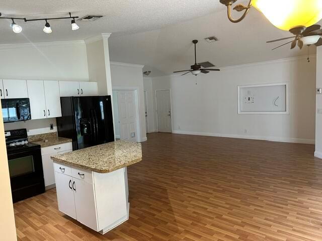 1042 NW 6th Avenue, Boynton Beach FL 33426 photo 2