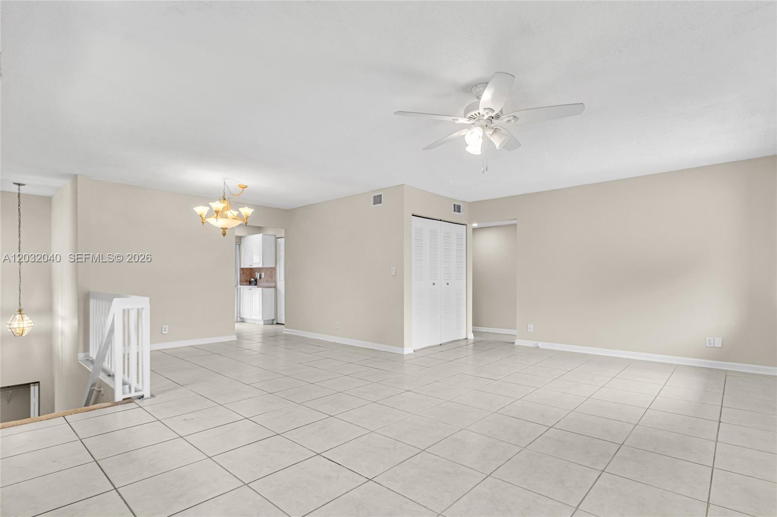 96 Wimbledon Lake Dr, Plantation FL 33324 photo 3