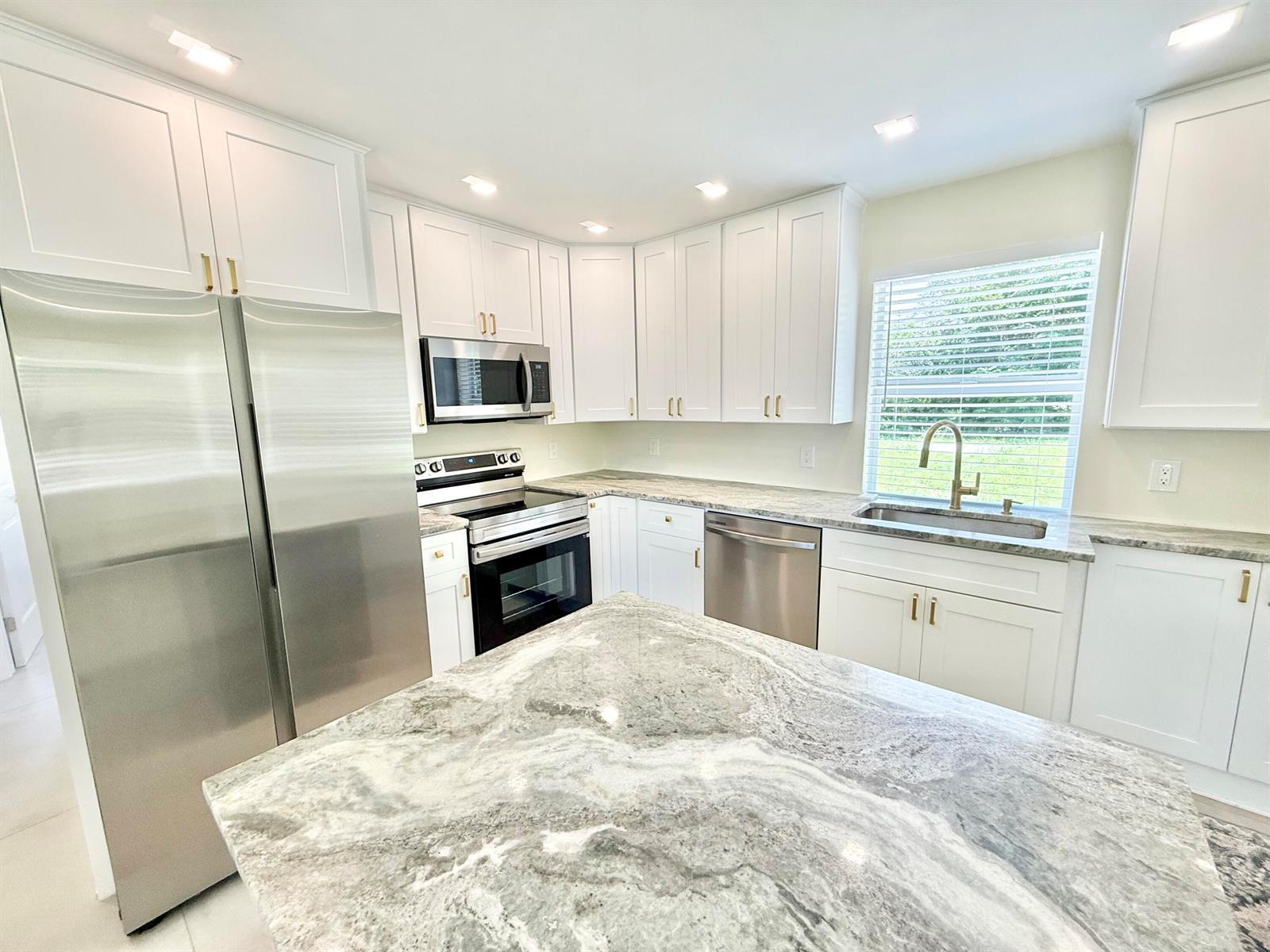 8658 SE Anthion Way, Hobe Sound FL 33455 photo 4