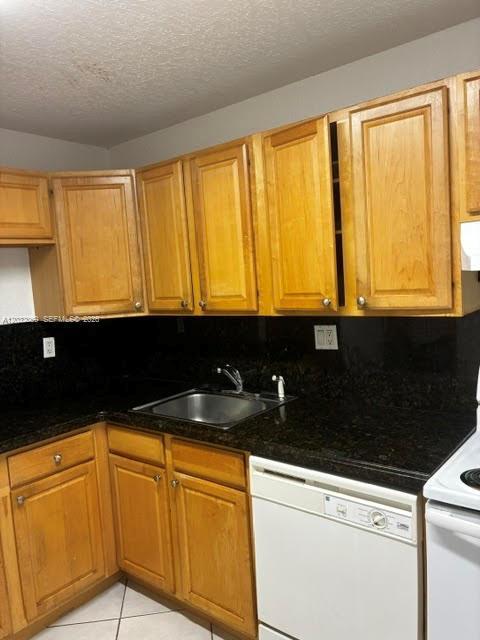 7831 N Colony Cir N # 201, Tamarac FL 33321 photo 4