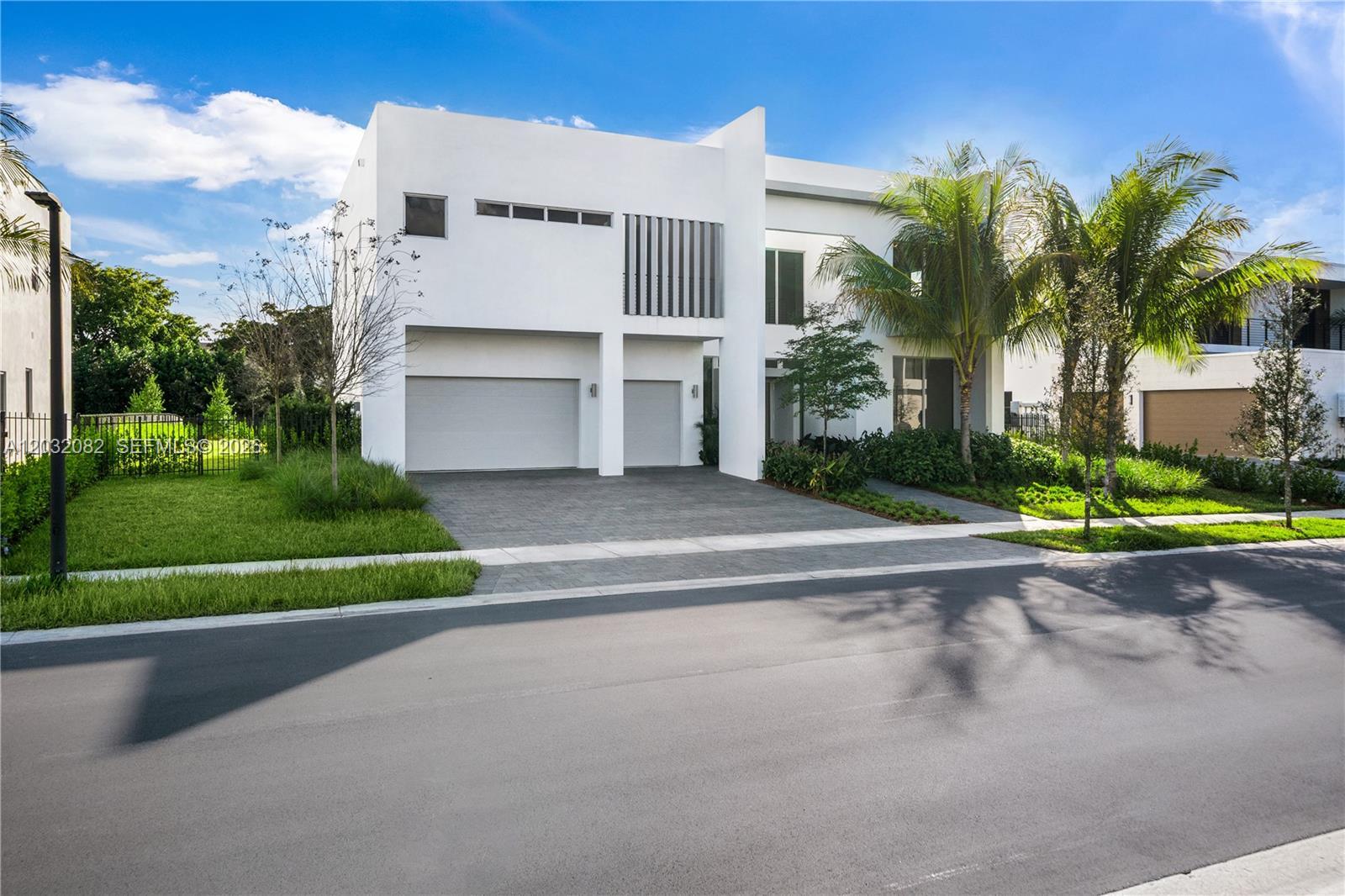 16720 N Botaniko Dr N, Weston FL 33326