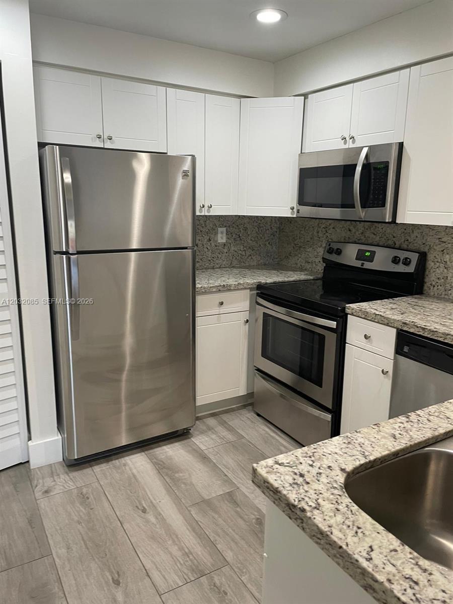 8604 SW 156th Pl # 330, Miami FL 33193