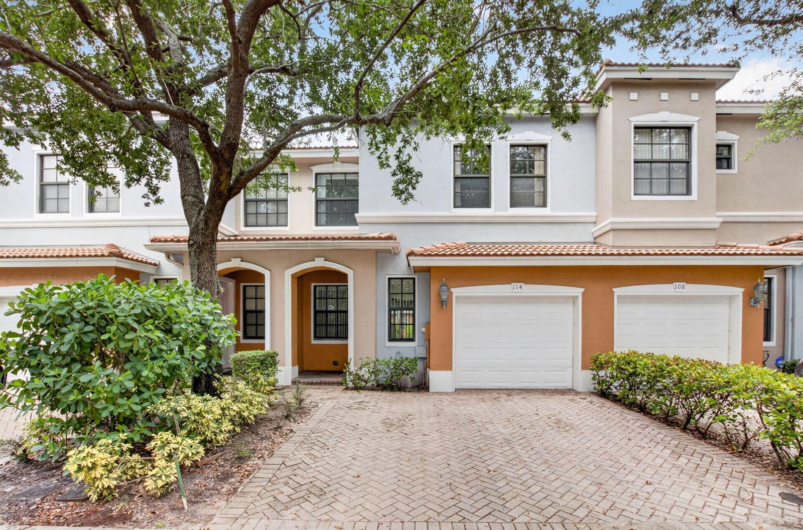 114 E Astor Circle E, Delray Beach FL 33484