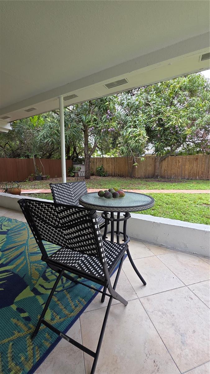 313 SW 2nd Ter # 0, Hallandale Beach FL 33009 photo 5