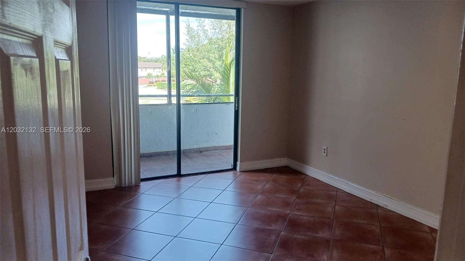 8335 SW 152nd Ave # 310, Miami FL 33193 photo 5