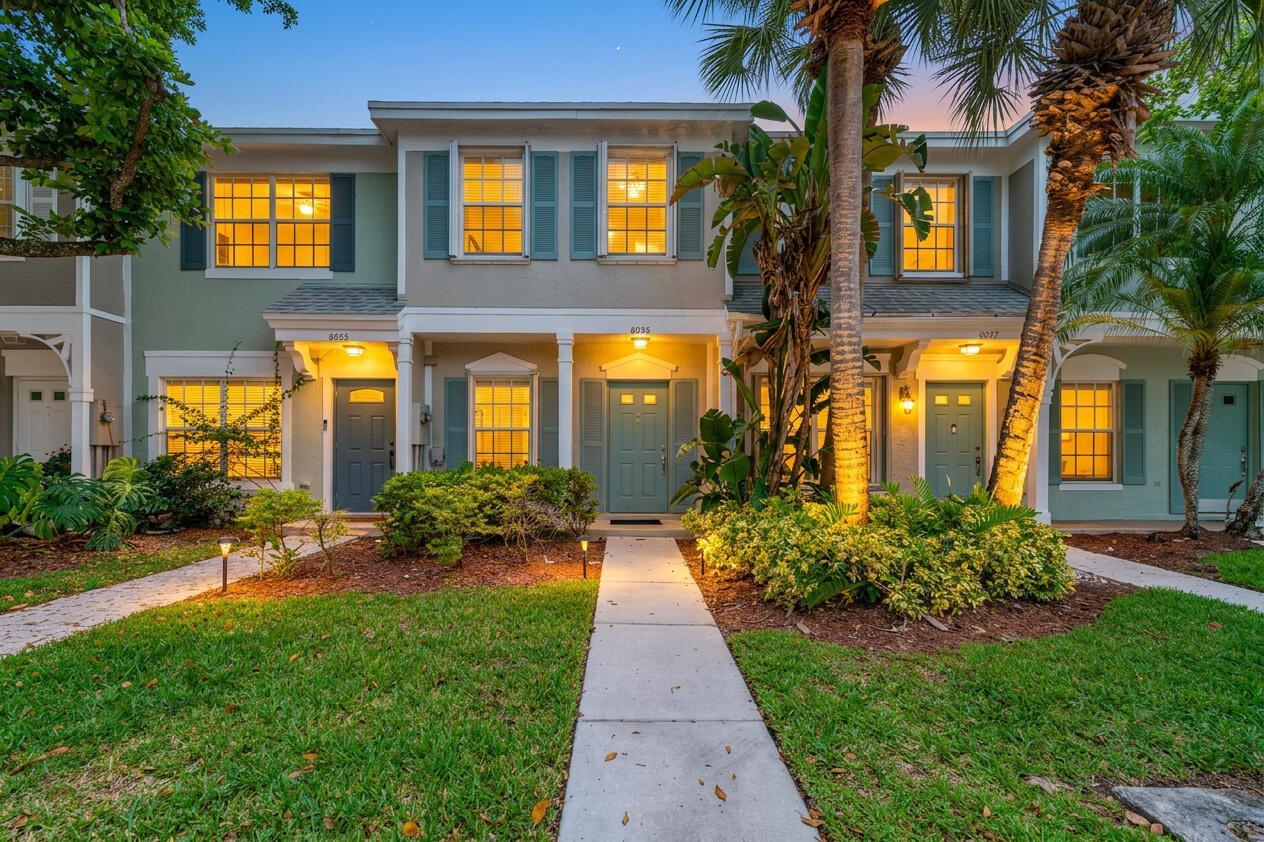 8035 Sanibel Drive, Tamarac FL 33321 photo 2