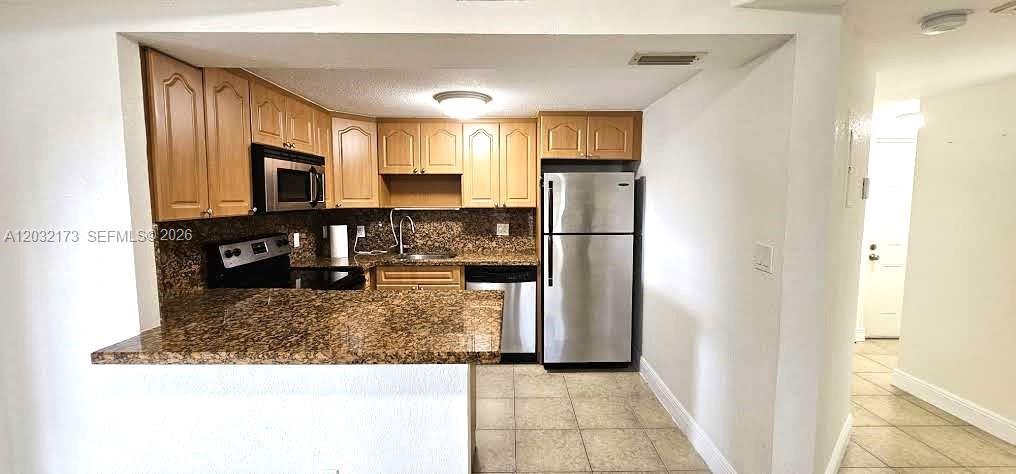 8290 Lake Dr # 332, Doral FL 33166 photo 5