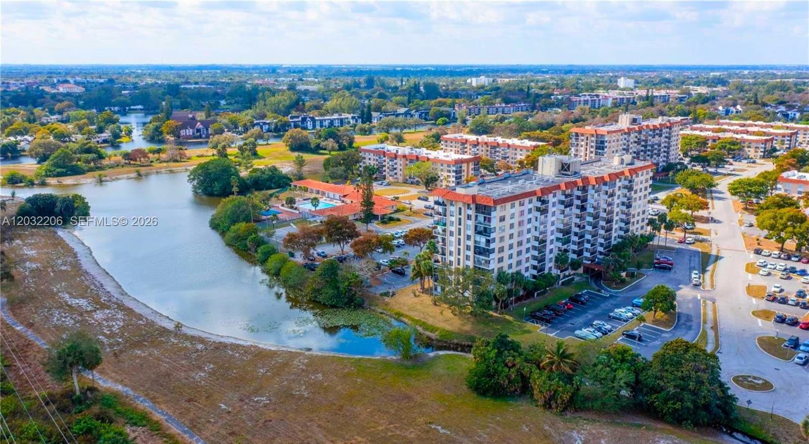 4164 Inverrary Dr # 204, Lauderhill FL 33319 photo 3