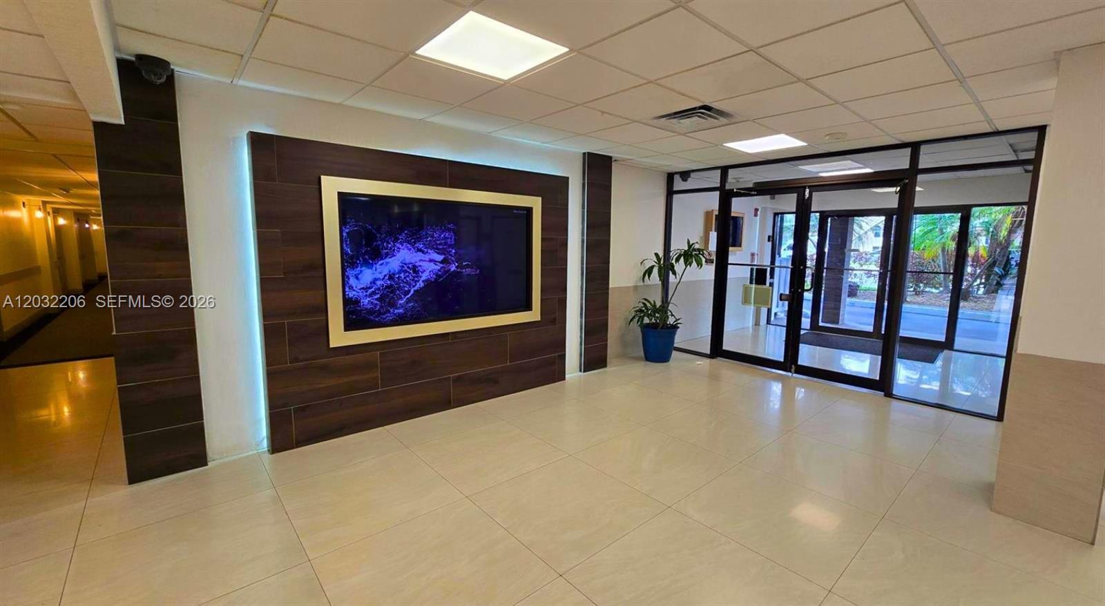 4164 Inverrary Dr # 204, Lauderhill FL 33319 photo 5