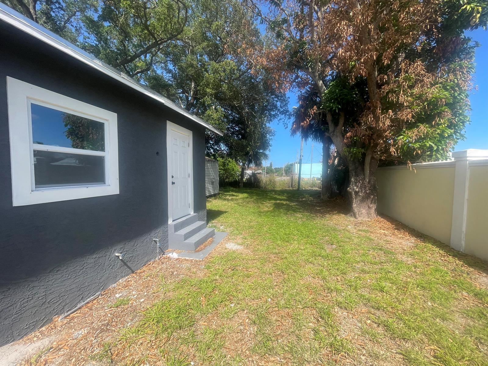 508 Means Court, Fort Pierce FL 34950 photo 2