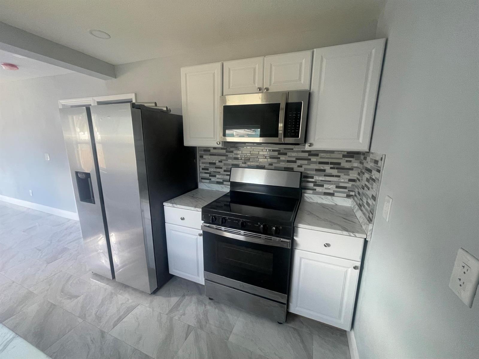 508 Means Court, Fort Pierce FL 34950 photo 5
