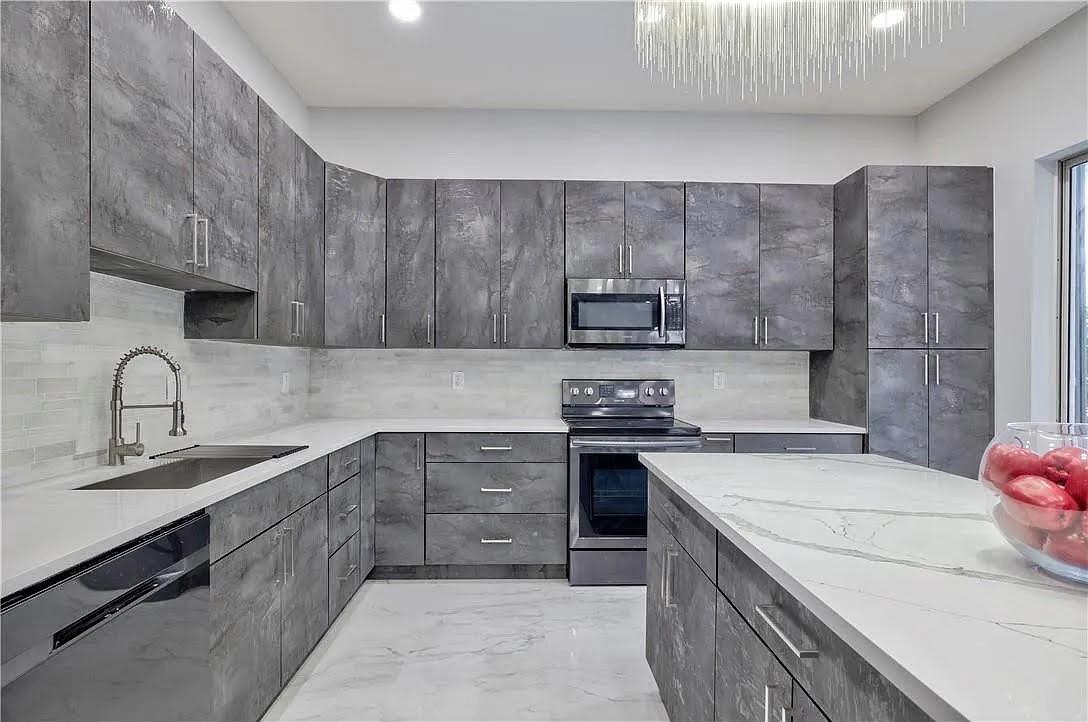 5989 NW 74th Street, Parkland FL 33067 photo 5