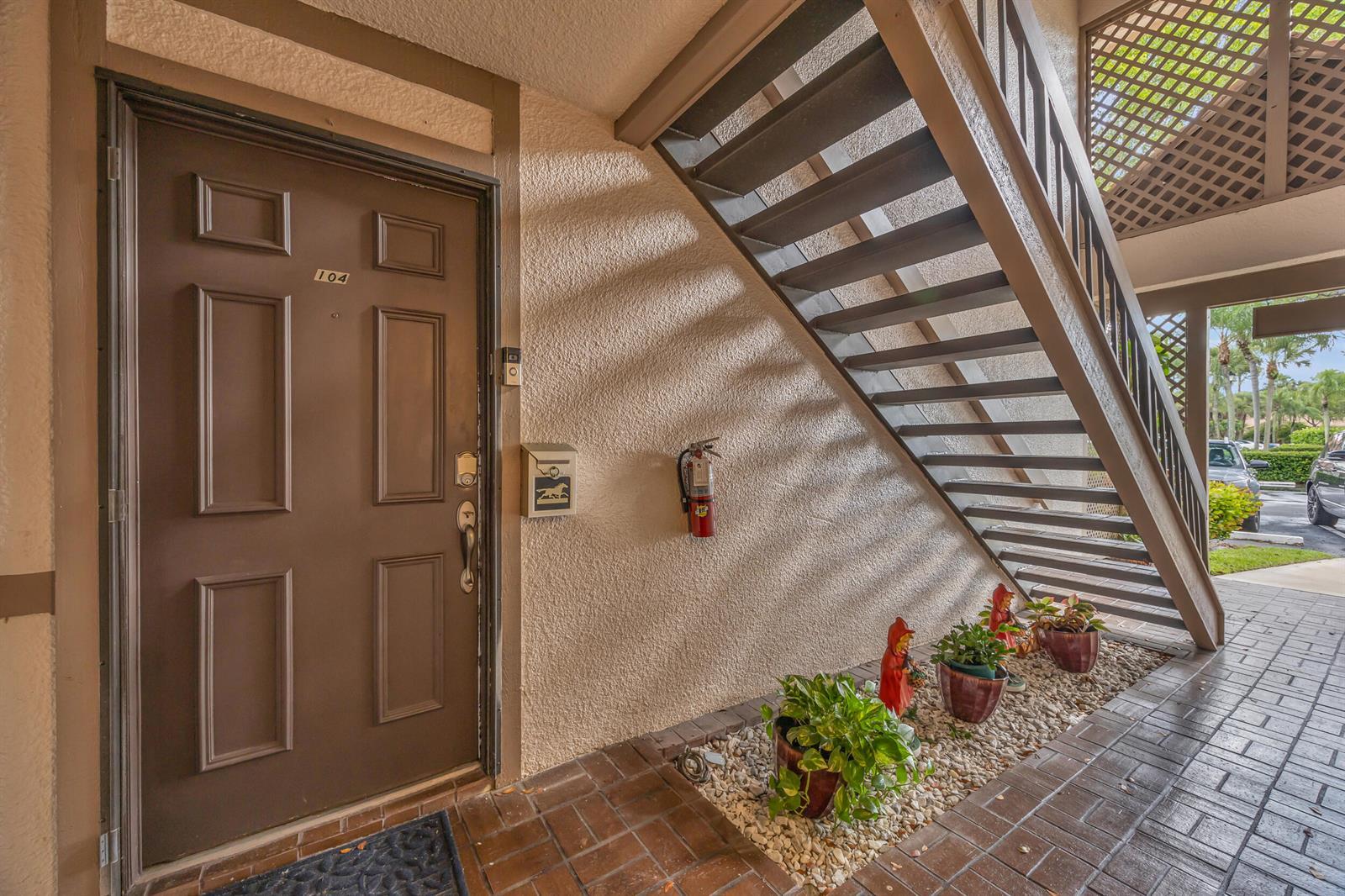 1105 Duncan Circle # 104, Palm Beach Gardens FL 33418 photo 4