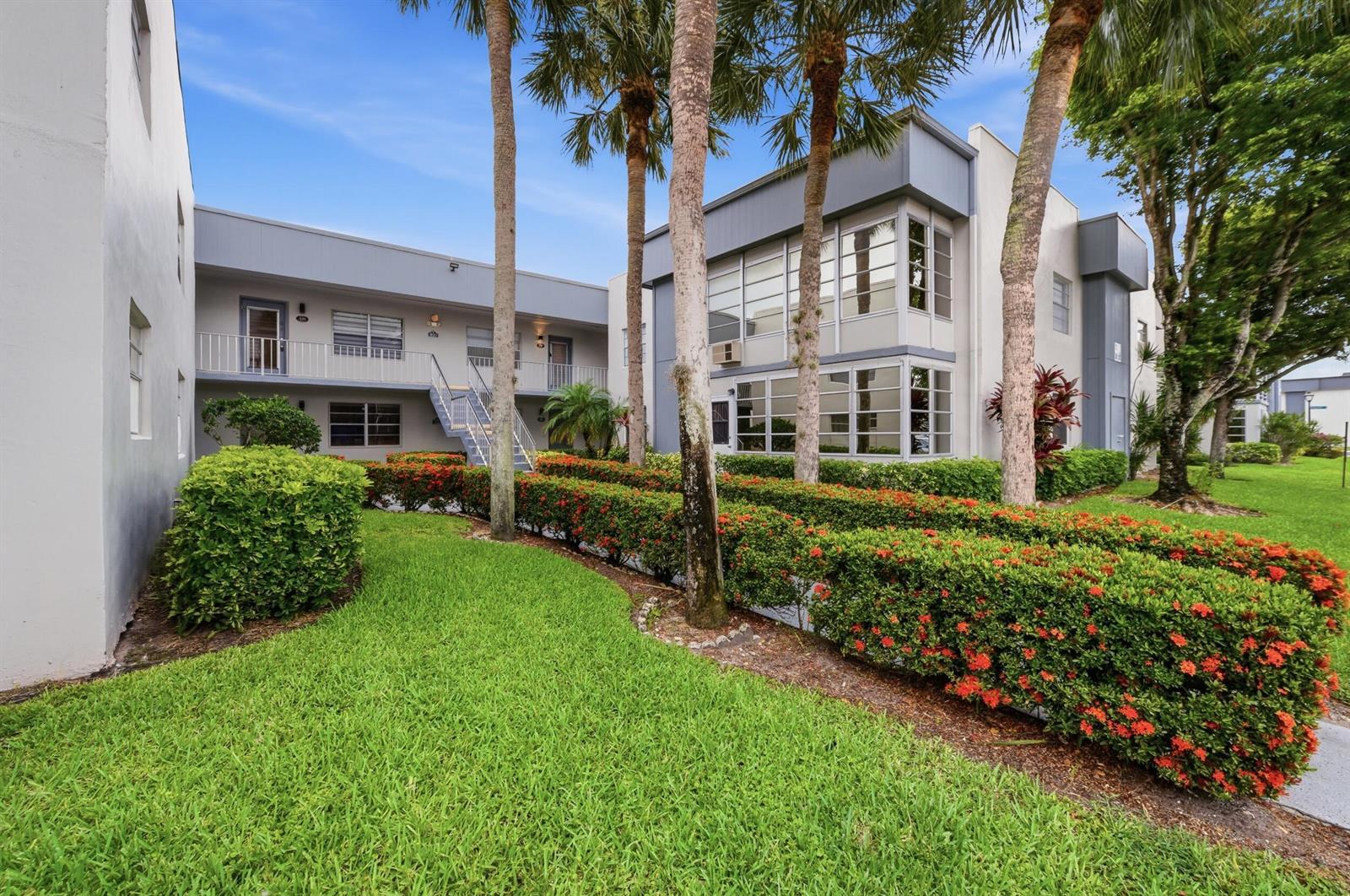 330 Piedmont # 330, Delray Beach FL 33484 photo 2