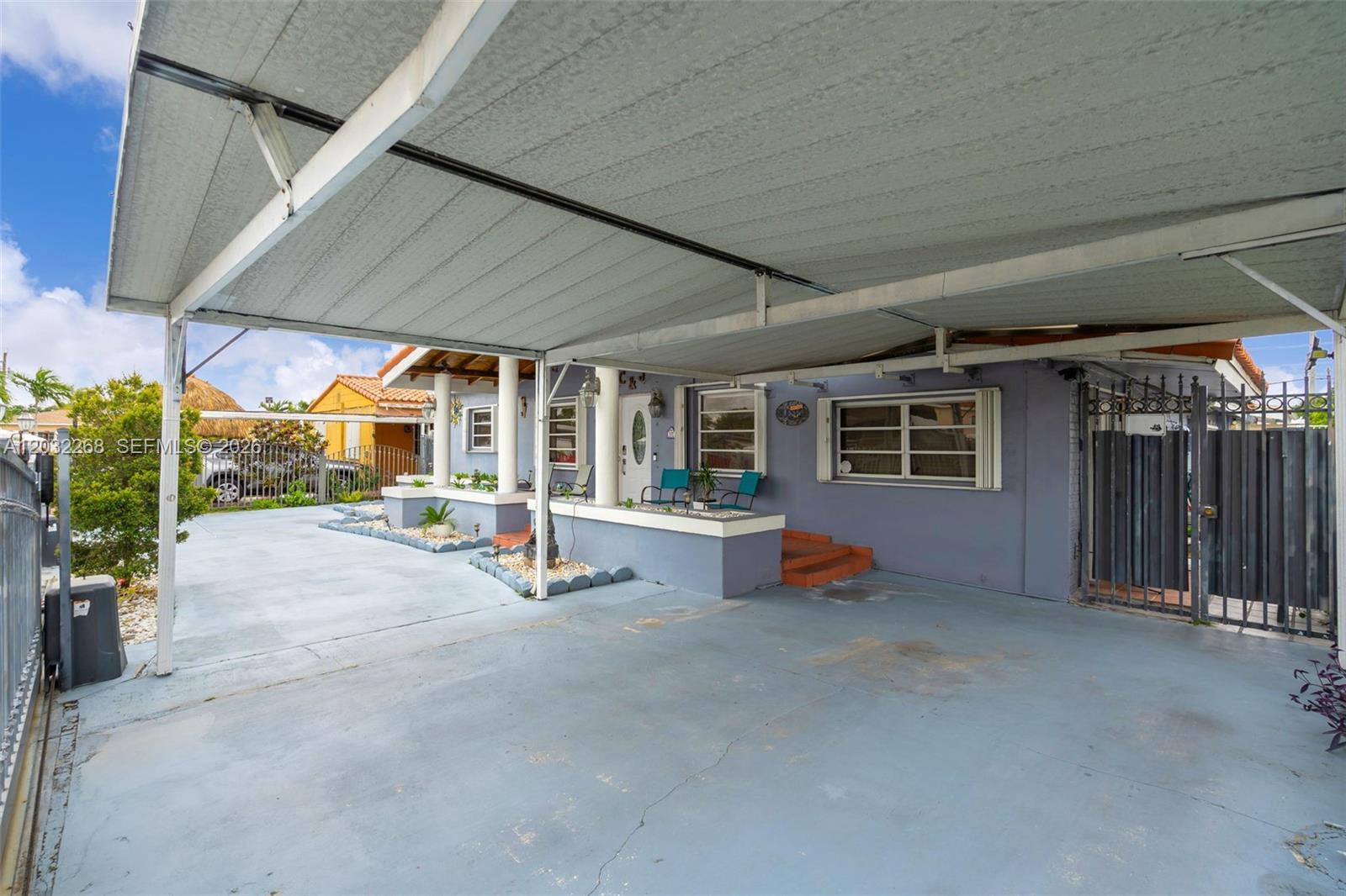 4820 W 2nd Ln, Hialeah FL 33012 photo 4