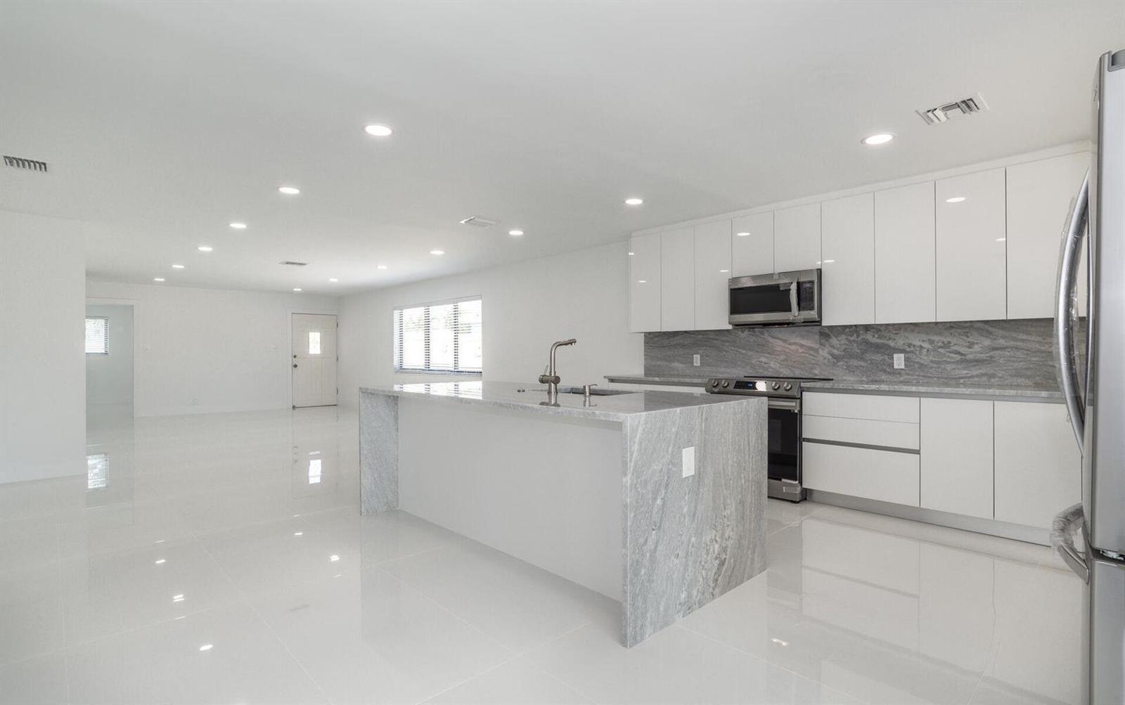 524 NW 53rd Street, Boca Raton FL 33487 photo 3