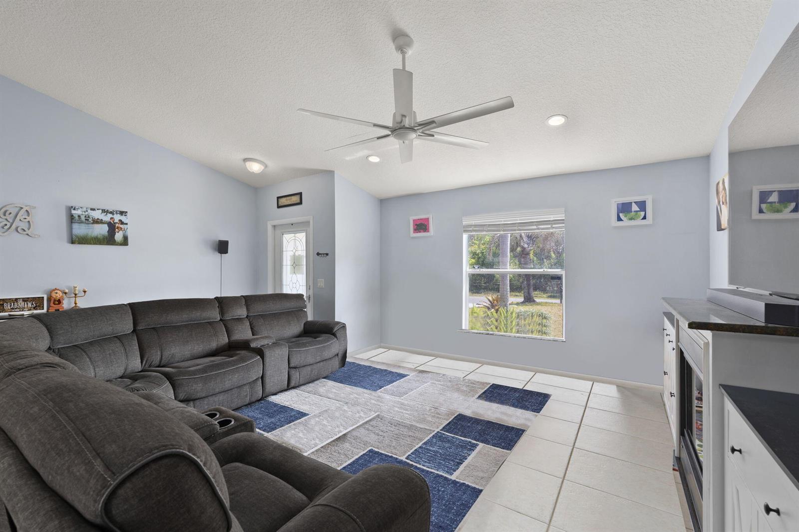 2044 SW Brevity Terrace, Port St. Lucie FL 34953 photo 4
