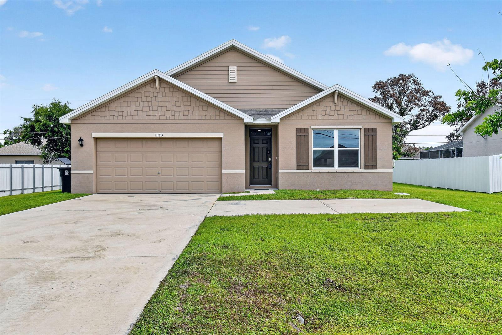 1043 SW California Boulevard, Port St. Lucie FL 34953