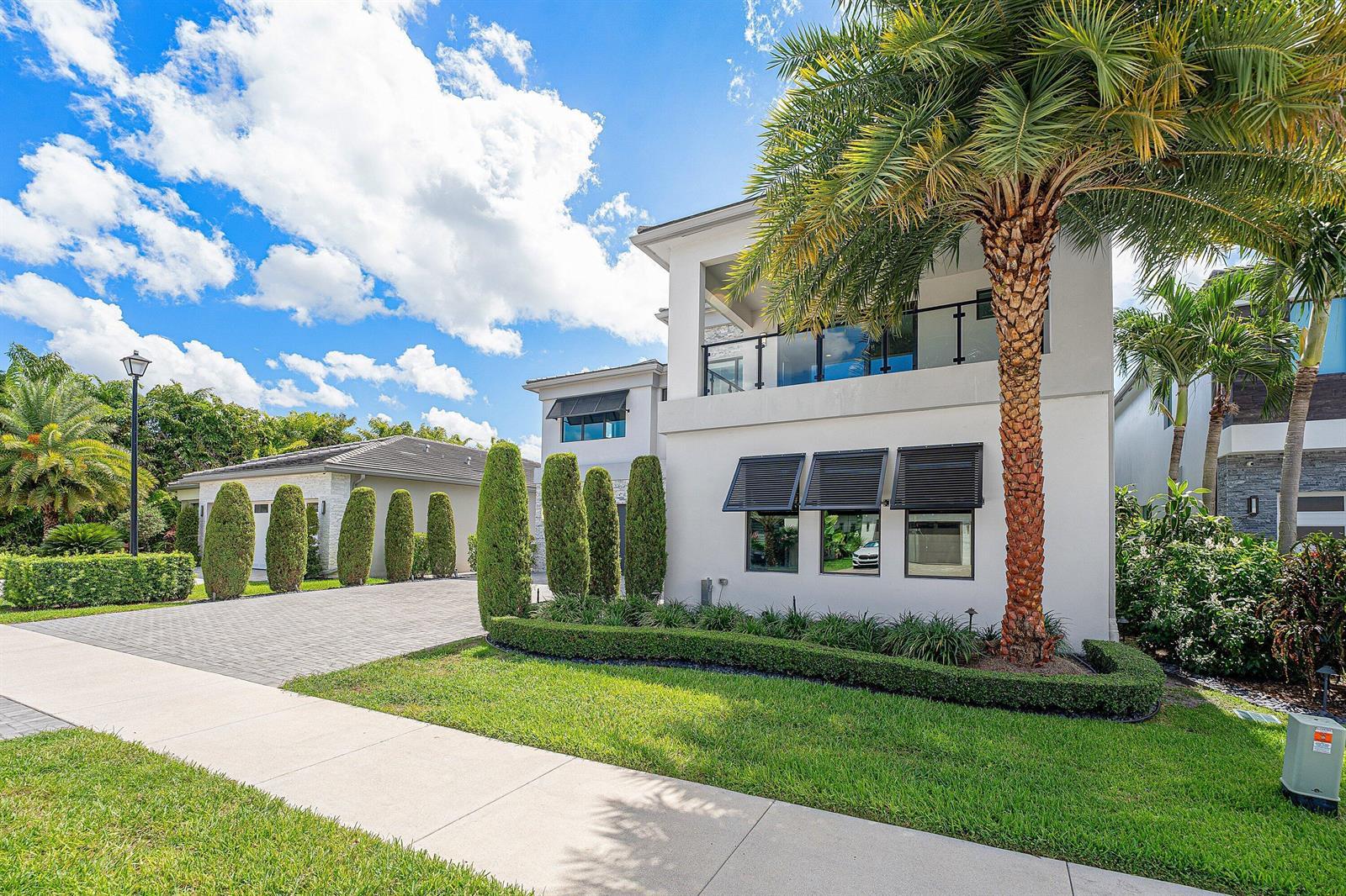 17051 Five Waters Avenue, Boca Raton FL 33496 photo 4