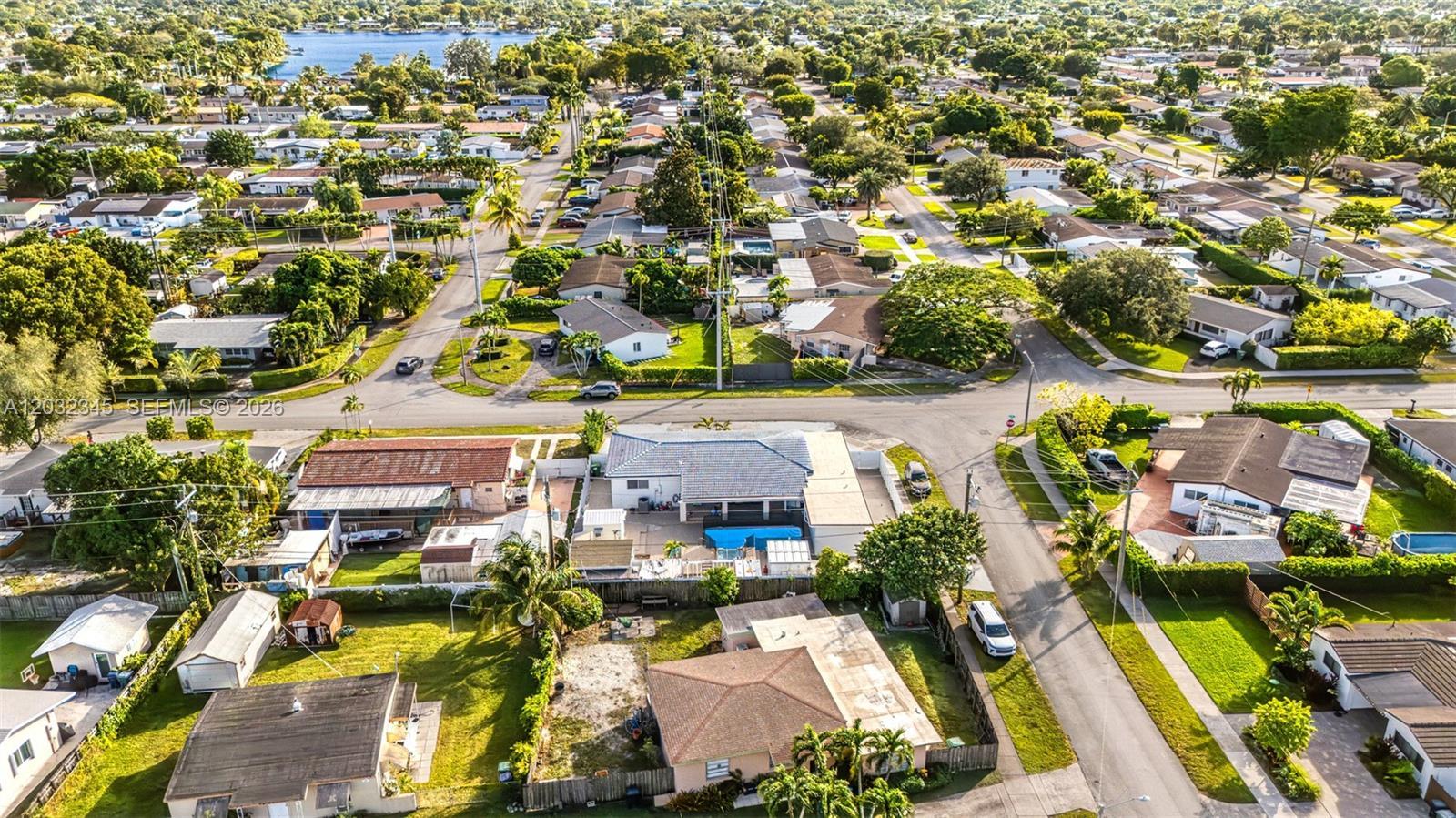 9365 SW 44th St, Miami FL 33165 photo 4