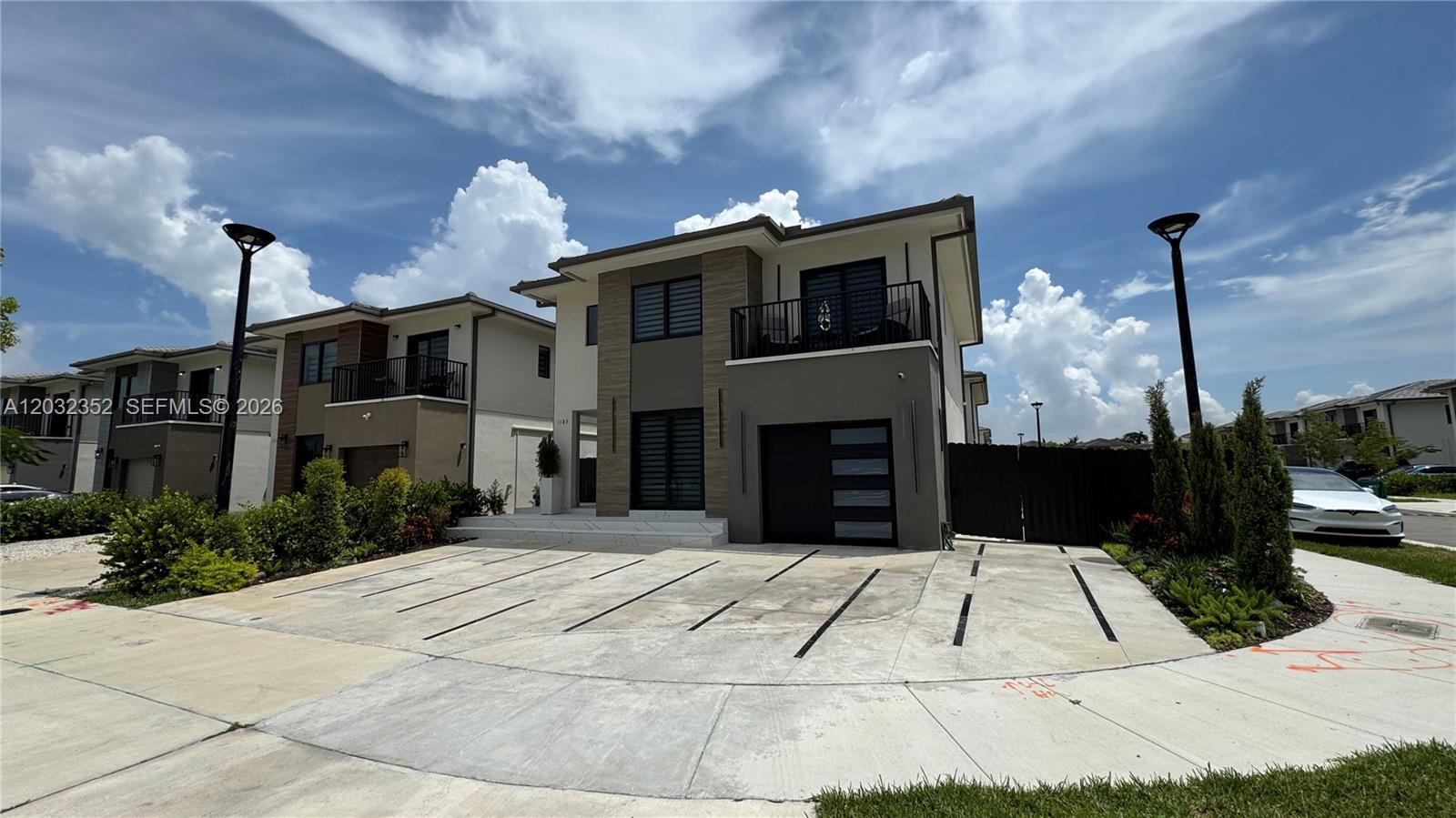 1183 NW 2nd Ter, Florida City FL 33034 photo 2
