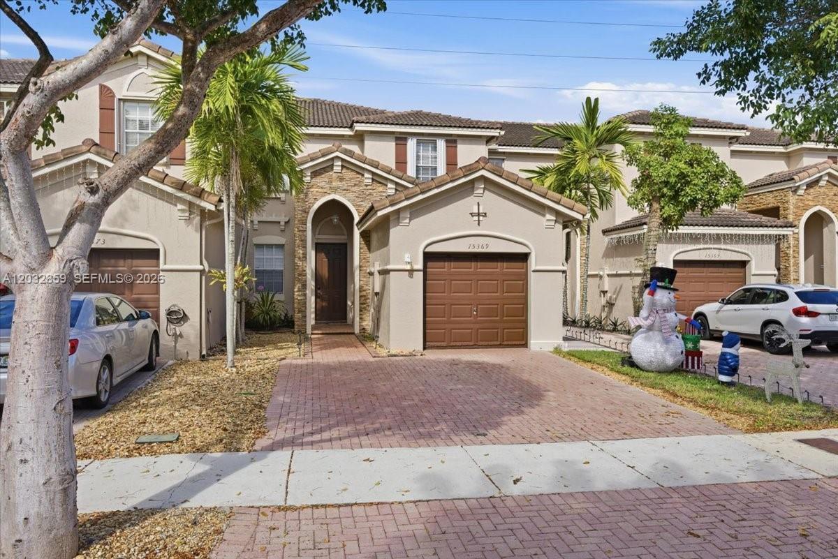 15369 SW 8th Ln, Miami FL 33194