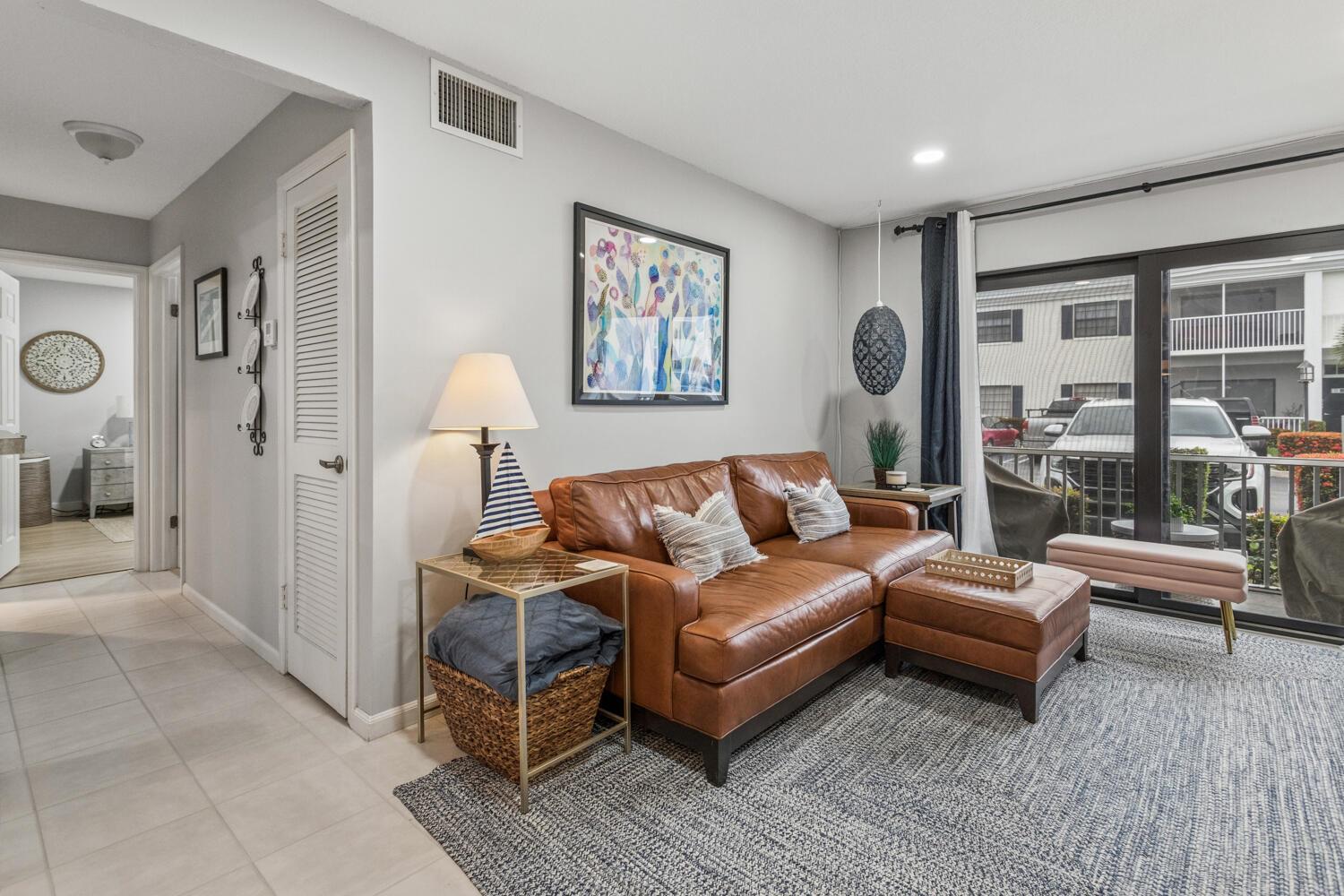 160 Cypress Club Drive Unit 612, Pompano Beach FL 33060 photo 4