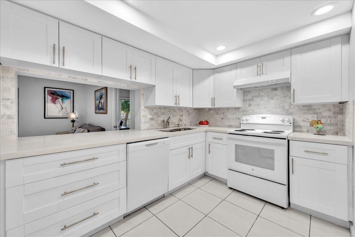 3909 N Ocean Boulevard # 113, Fort Lauderdale FL 33308 photo 3