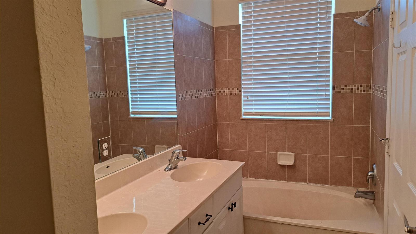 862 Pipers Cay Drive, West Palm Beach FL 33415 photo 5