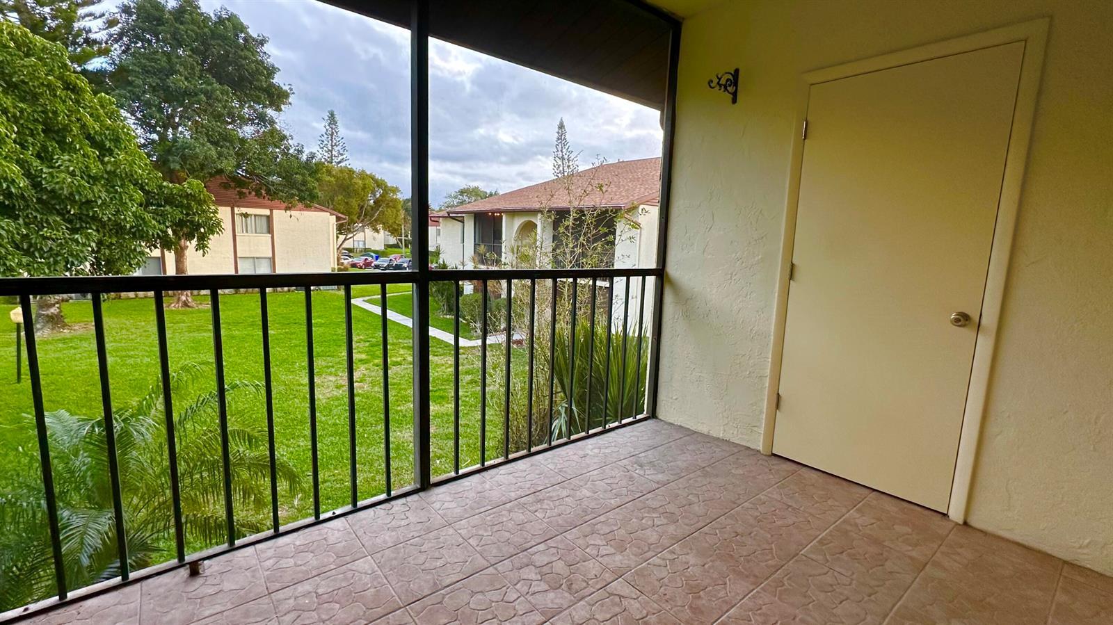 4988 Sable Pine Circle # C2, West Palm Beach FL 33417 photo 4