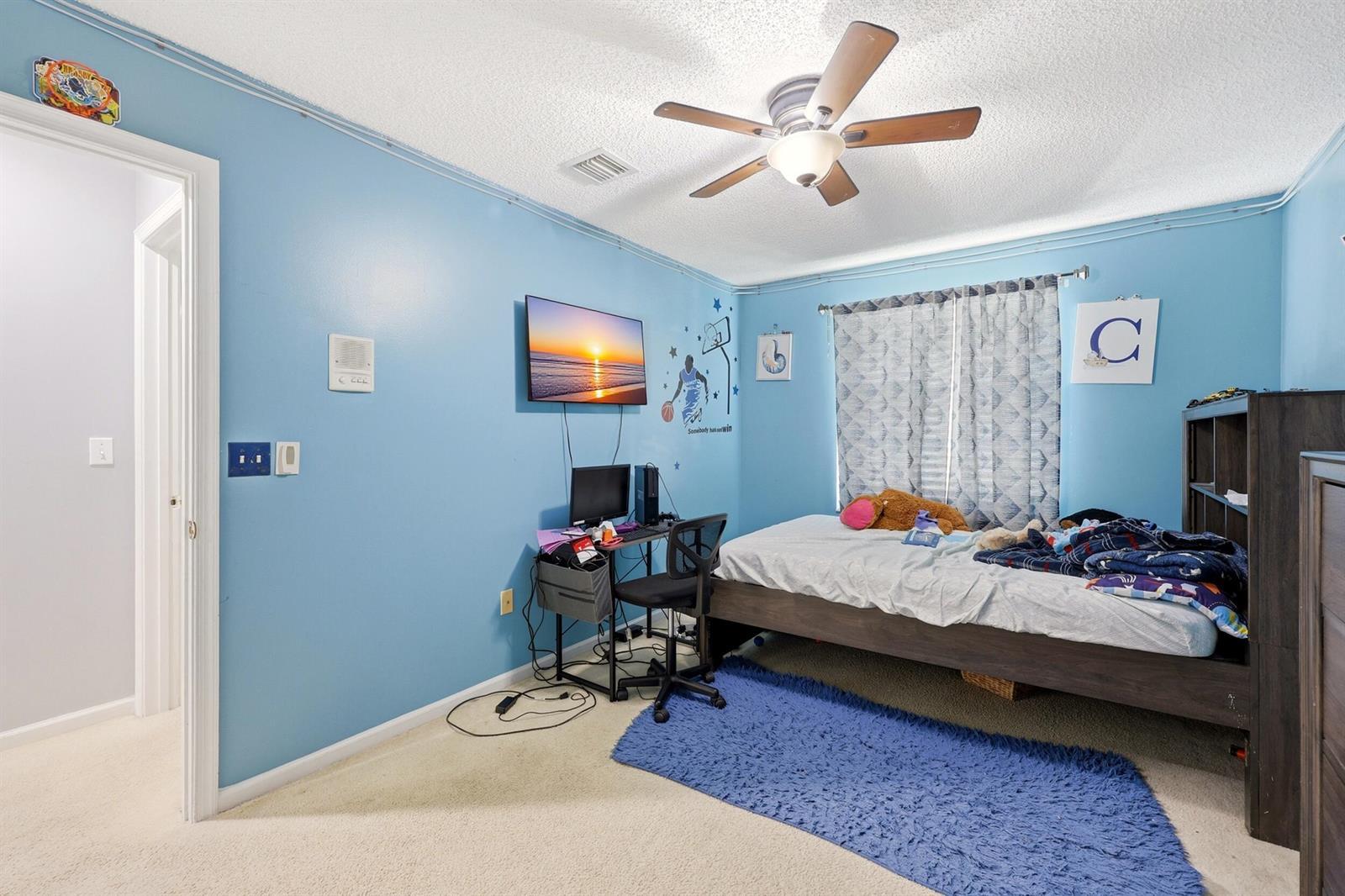 1327 Isleworth Court, Royal Palm Beach FL 33411 photo 3