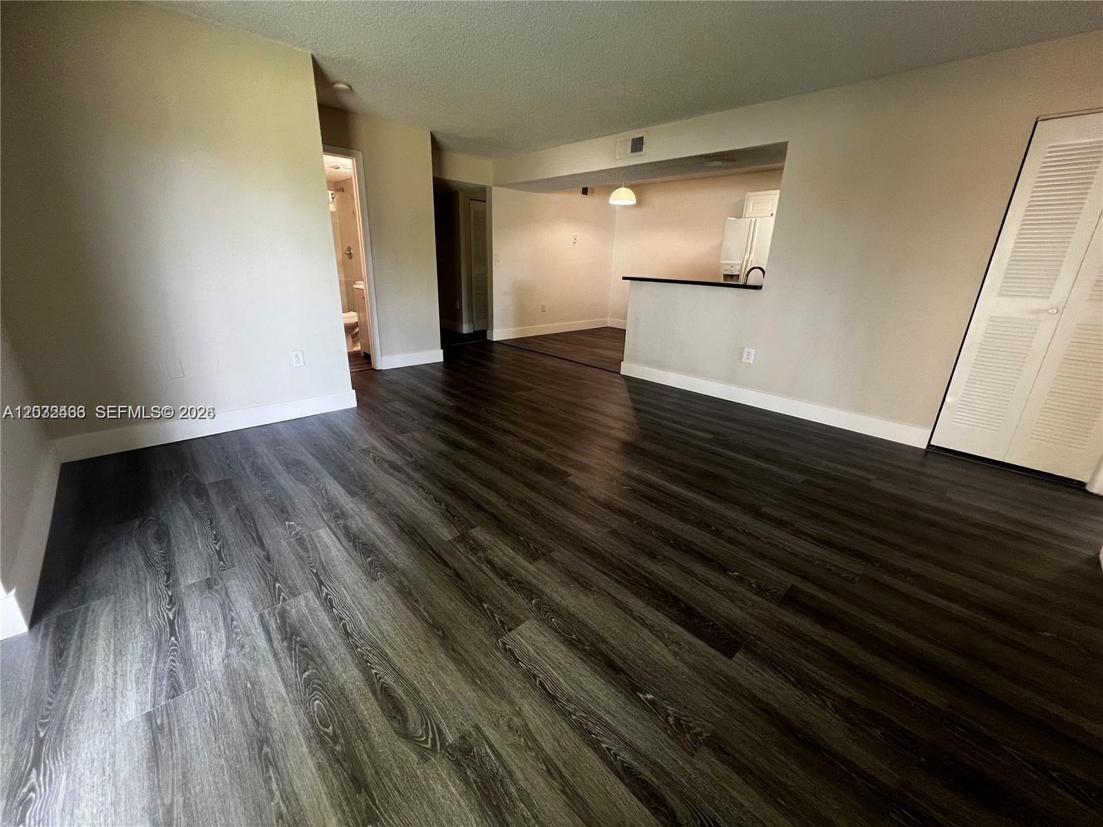 350 W Palm Cir W # 203, Pembroke Pines FL 33025 photo 5
