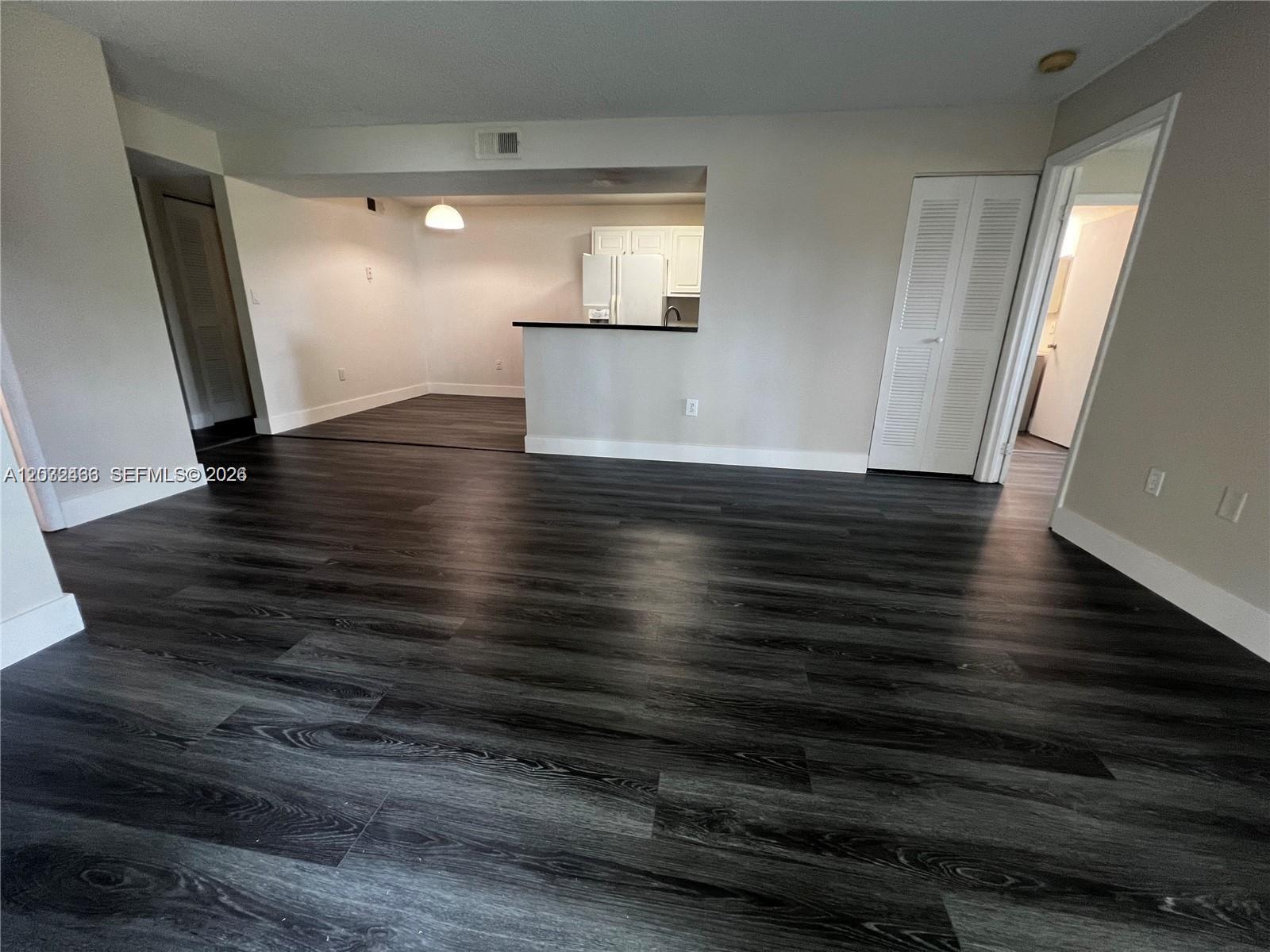 350 W Palm Cir W # 203, Pembroke Pines FL 33025 photo 4