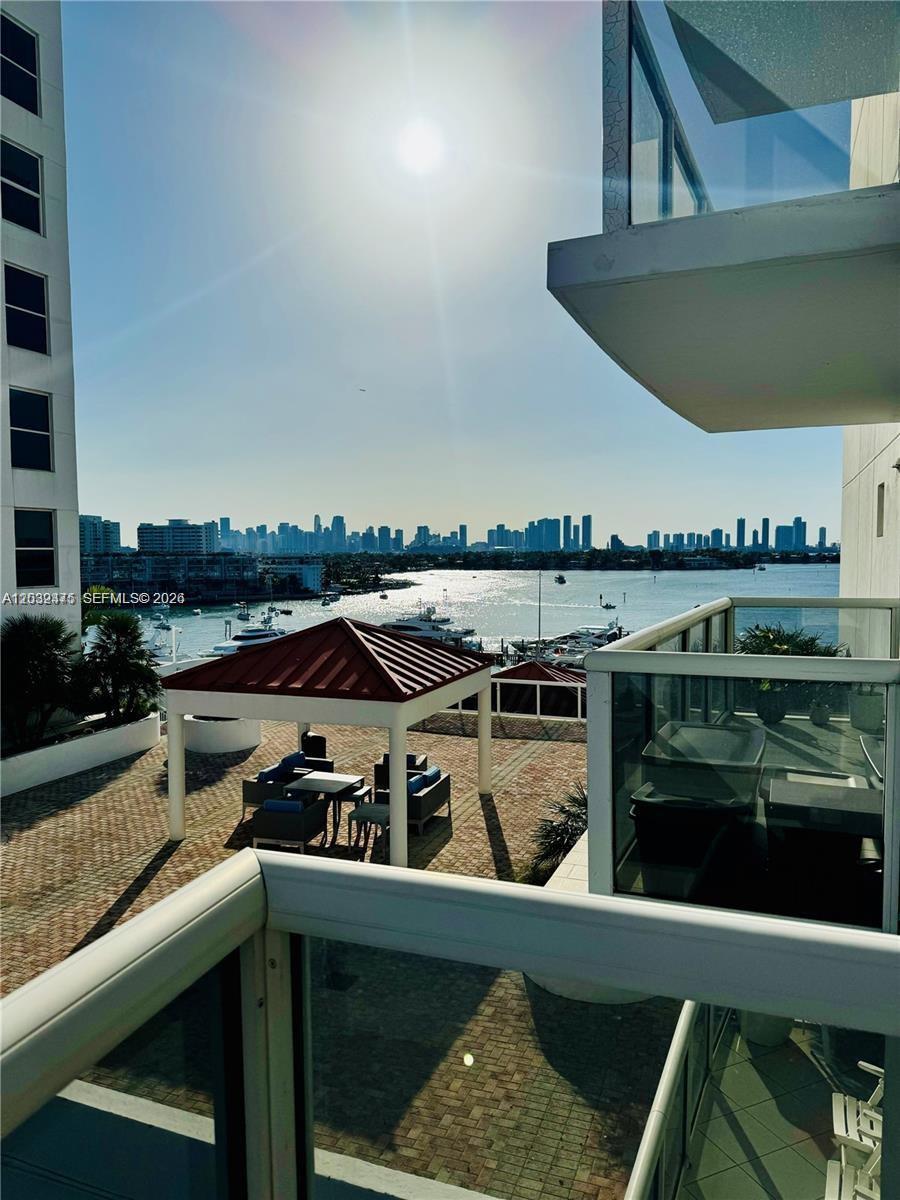 1900 Sunset Harbour Dr # 815, Miami Beach FL 33139 photo 2
