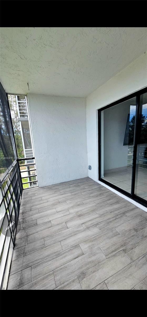 4311 Crystal Lake Dr # 321, Deerfield Beach FL 33064 photo 3