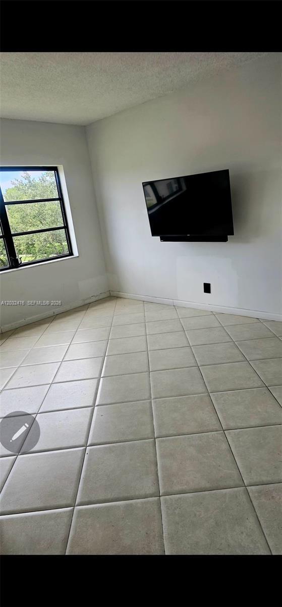 4311 Crystal Lake Dr # 321, Deerfield Beach FL 33064 photo 5