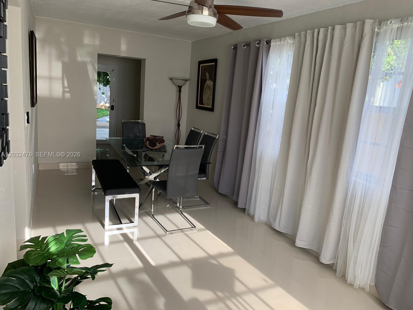 1630 N 68th Ave, Hollywood FL 33024 photo 5