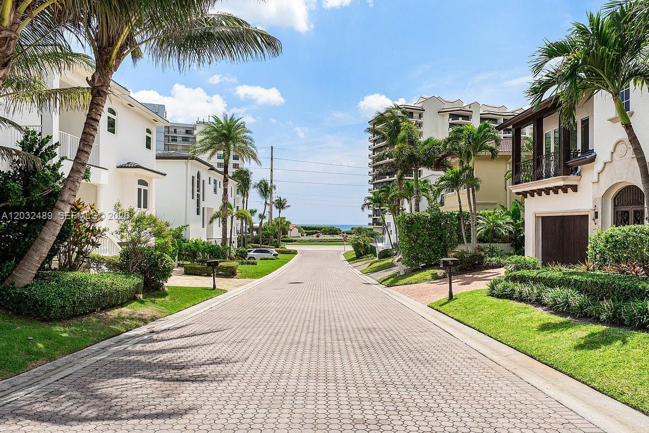 460 Surfside Ln, Juno Beach FL 33408 photo 2