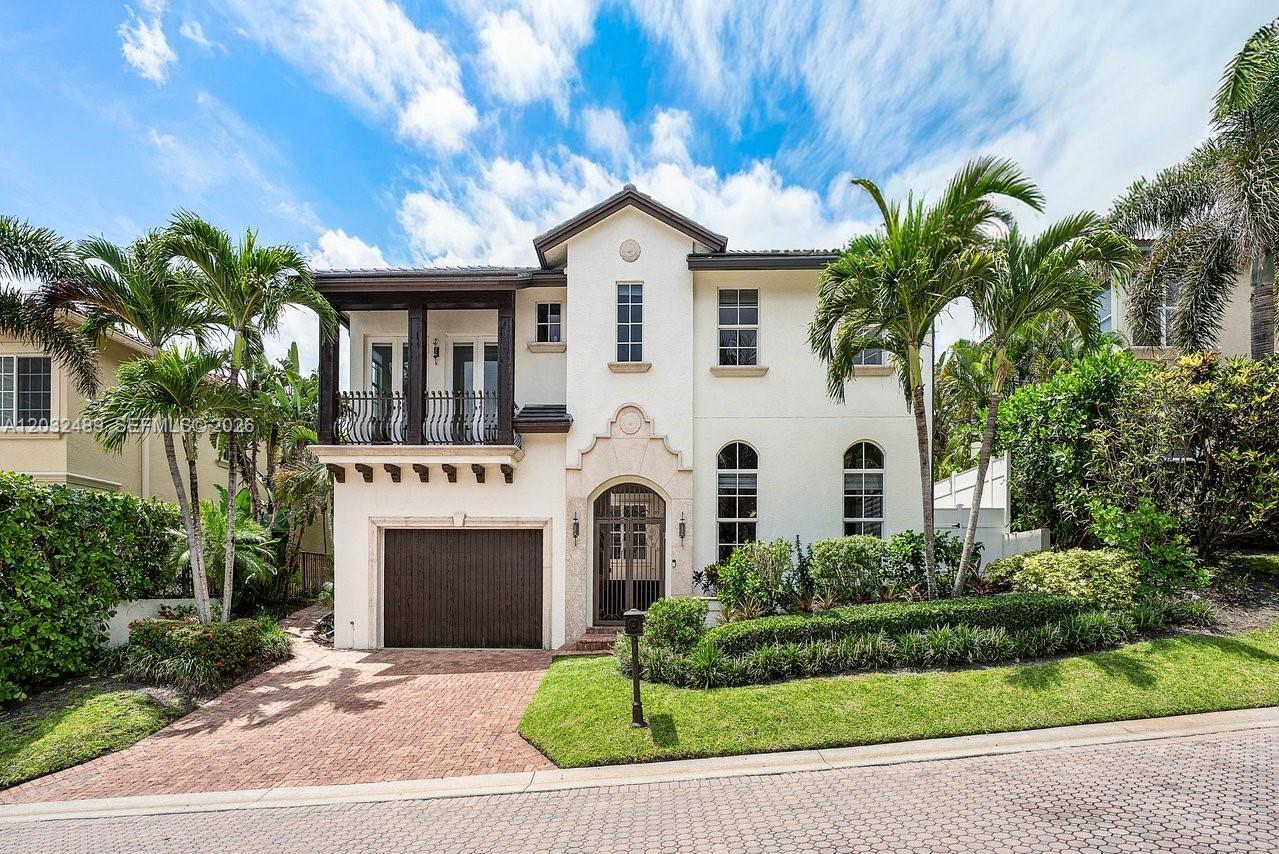 460 Surfside Ln, Juno Beach FL 33408