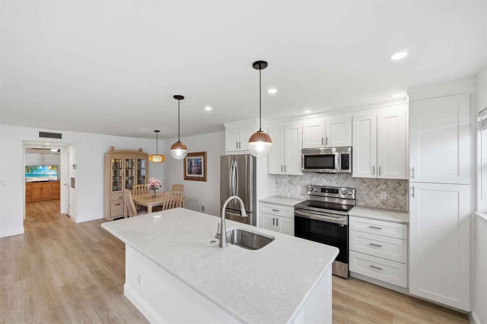 955 Circle Drive # B, Delray Beach FL 33445 photo 5